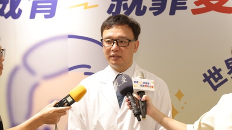 視力變差非正常老化！醫警告「失明5大原因」黃斑部病變最常被誤認